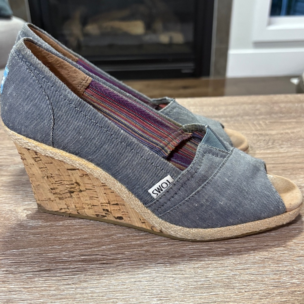 TOMS Women's light denim Wedge Shoes